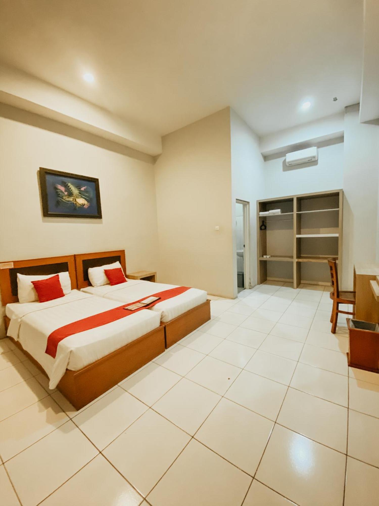Prima SR Hotel y Convention Sleman  Exterior foto